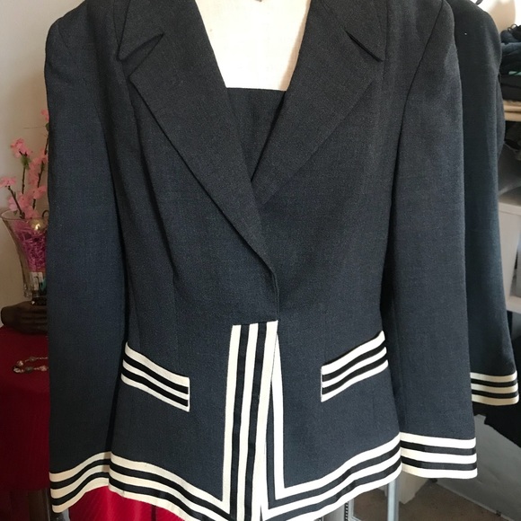 Lilly Ann Jackets & Blazers - Gorgeous vintage Lily Ann